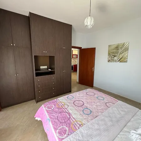 Apartment Saranda Holiday *