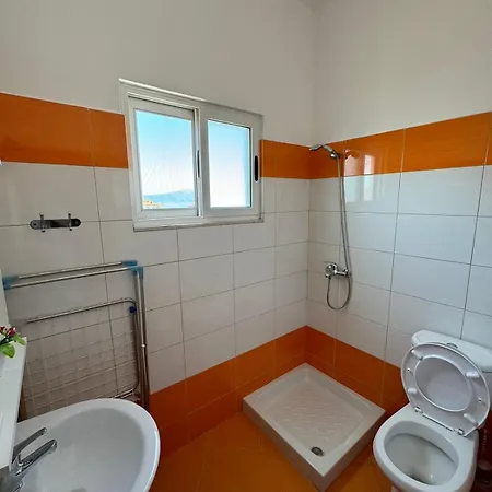 Saranda Holiday شقة